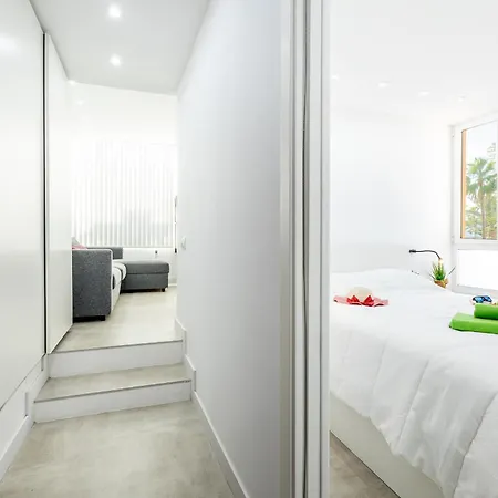 Апартаменти Puesta Del Sol Luxury
