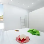 Puesta Del Sol Luxury